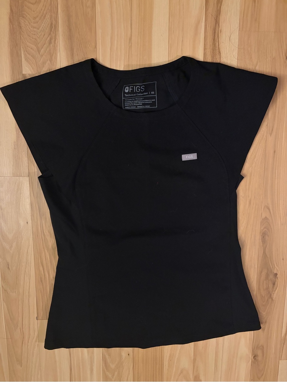 Figs Black Short Sleeve Medical Tee and Pants